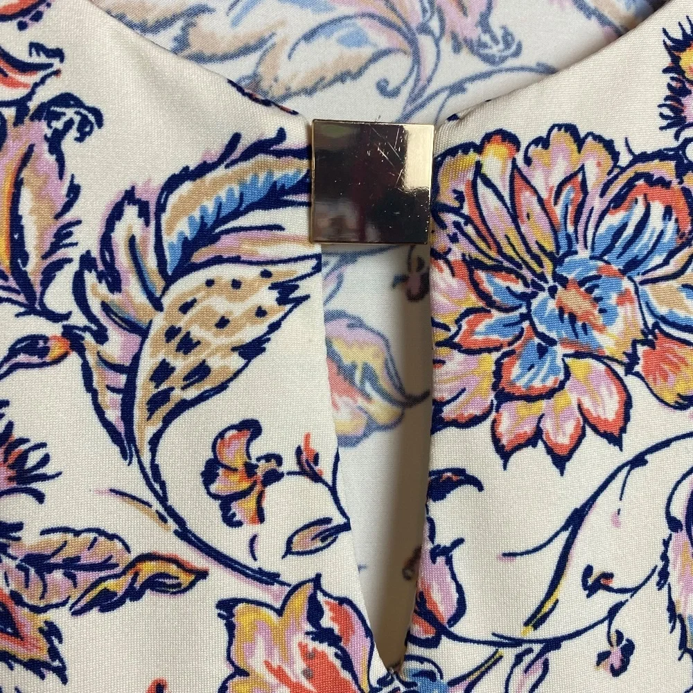 Perception Concept Womenʻs Cream Floral Print Short Sleeve Blouse XL